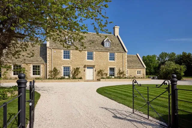 Ramsden, Charlbury, OX7, photo 1
