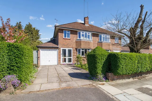 Raisins Hill, Pinner, HA5, photo 1