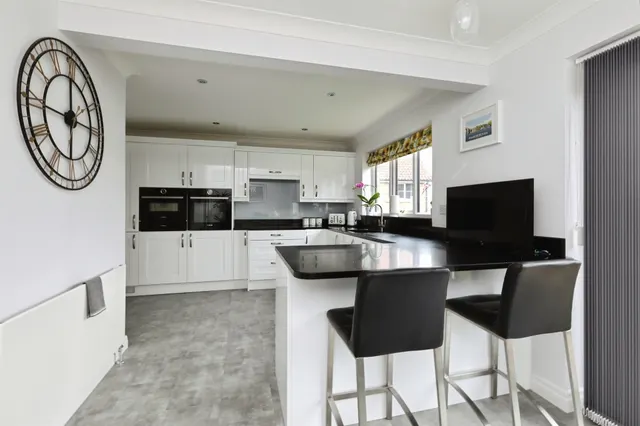 Sherwood Close, Campsall, DN6, photo 3