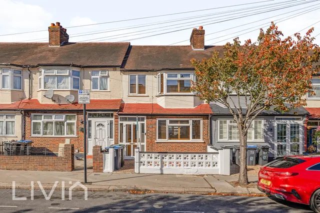 Sandringham Road, Thornton Heath, CR7, photo 1