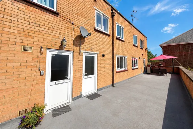 Station Road, Addlestone, KT15, photo 1