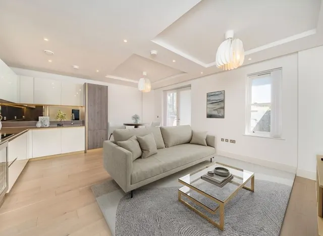 Photo 2 — Atkinson Close, Wimbledon, SW20