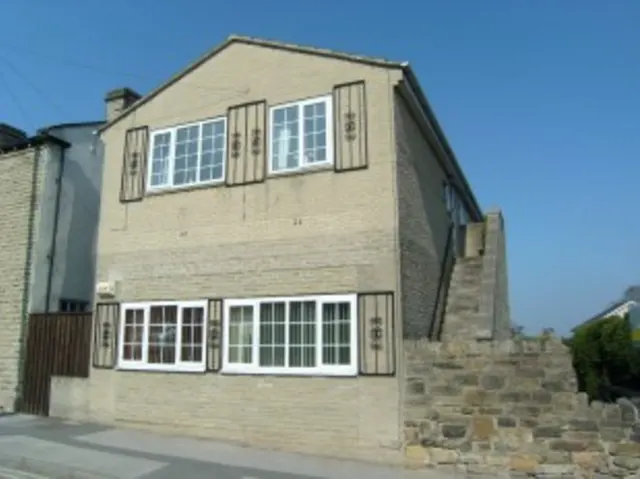 Moorside Road Drighlington, Drighlington, West Yorkshire BD11 1EP, photo 1