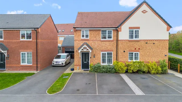 McPherson Place, Golborne, Warrington, Warrington, WA3 3YU, photo 1