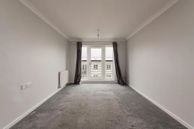 Photo 3 — Lawn Road, Northfleet, Kent DA11 9HW