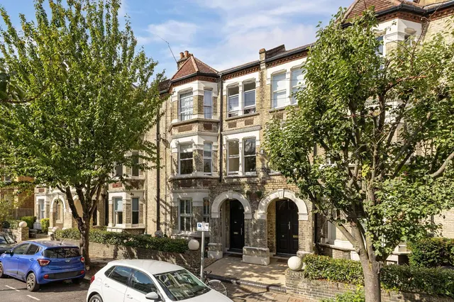 Norfolk Mansions, Santos Road, Putney, London, SW18 1NU, photo 1