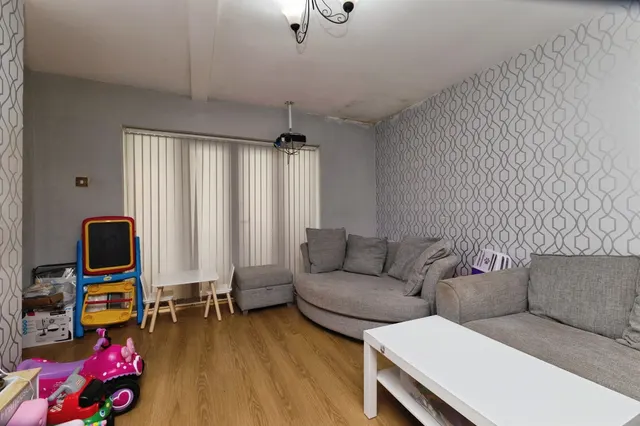 Bishopton Road West, Stockton-On-Tees, TS19, photo 2