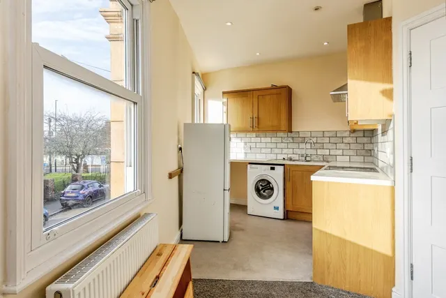 Downend Park, Bristol, BS7, photo 3