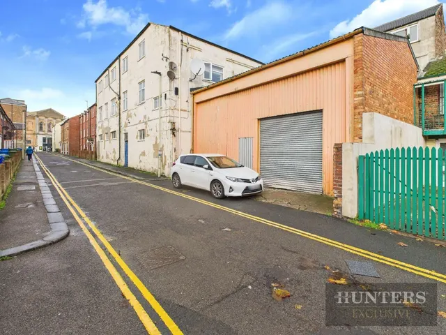 Sussex Street, Scarborough, YO11, photo 2