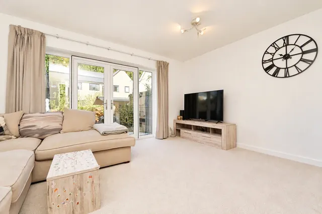 Lister Road, Dursley, GL11, photo 3