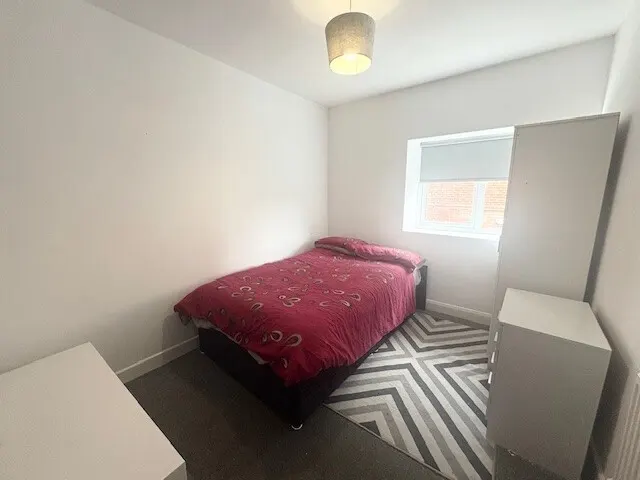 Halliwell Road, BL1, photo 1