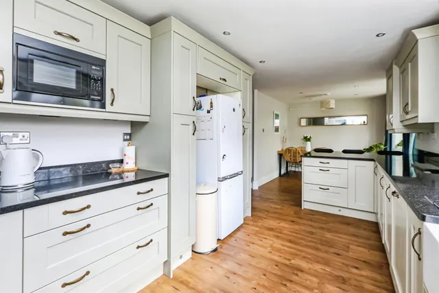 Redwing Close, Gateford, S81, photo 3