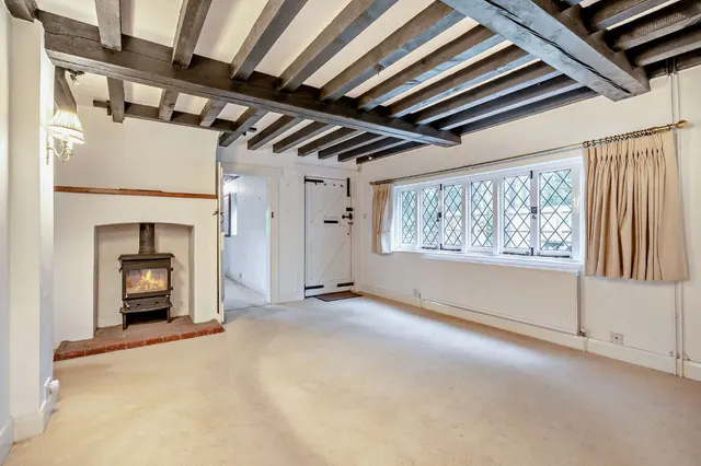 Photo 2 — Goose Rye Road, Worplesdon, Guildford, Surrey, GU3 3RH