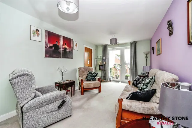 High View, Bedford, MK41, photo 2