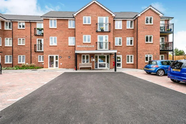 High View, Bedford, MK41, photo 1