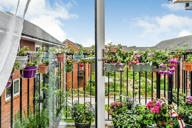 High View, Bedford, MK41, photo 3