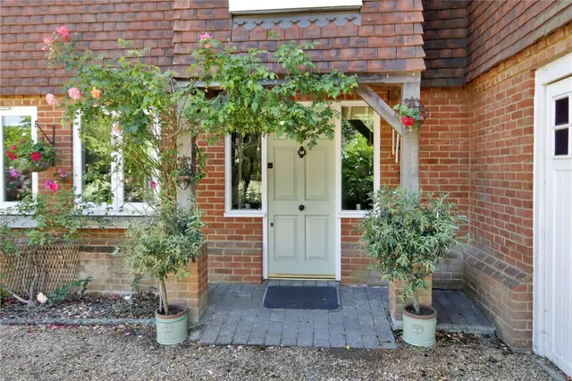 Photo 3 — Sevenoaks Road, Borough Green, Sevenoaks, Kent, TN15 8AR