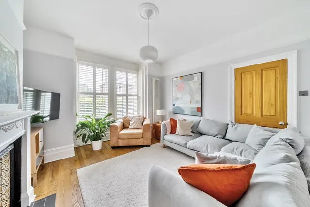 Ruthin Road, SE3, photo 1