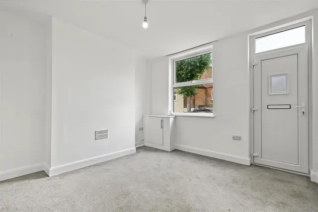 Shaw Street West, Ilkeston, DE7, photo 2