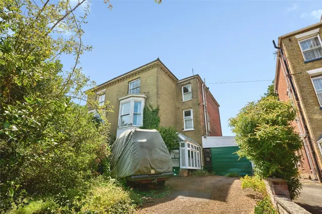 St. Johns Road, Newport, PO30, photo 1