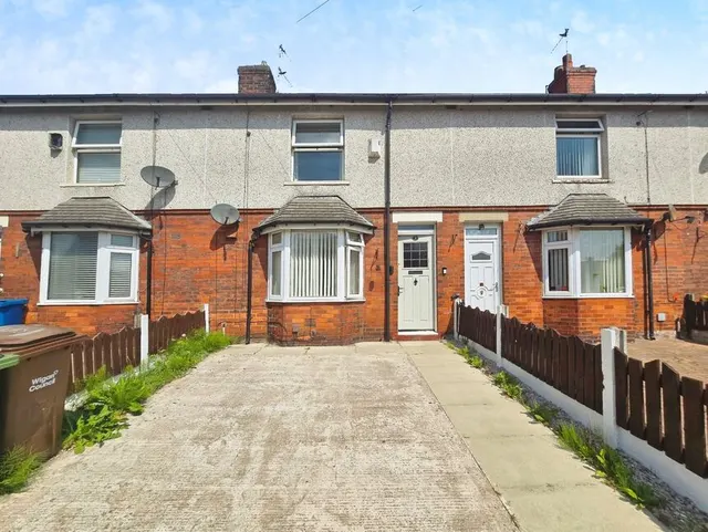 Westbourne Avenue, Leigh, Greater Manchester, WN7, photo 1