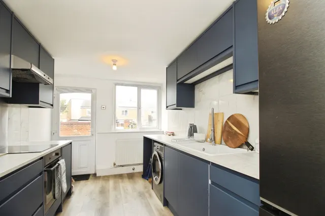 Judson Court Huntingdon, PE29, photo 2
