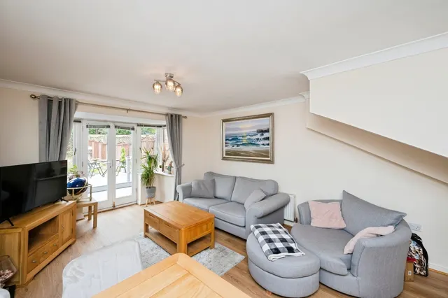 Photo 2 — Butlerwood Close, Kirkby-in-Ashfield, Nottingham, Nottinghamshire, NG17