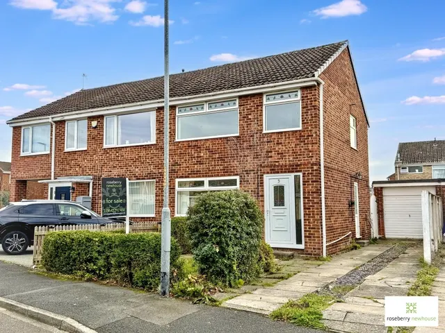 Strathaven Drive, Eaglescliffe, photo 1