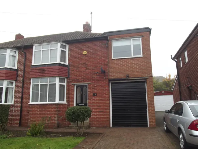 Black Hill Road, Brecks, Rotherham, S65 3DU, photo 1