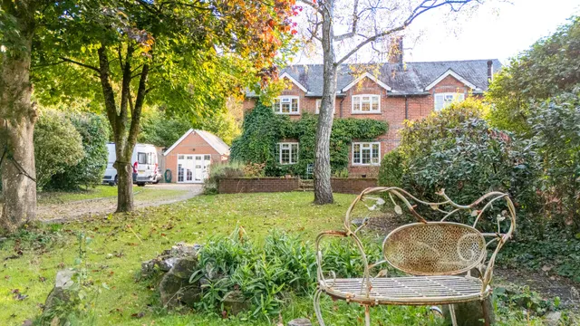 4 bedroom house, Homington Road, Odstock, SP5
