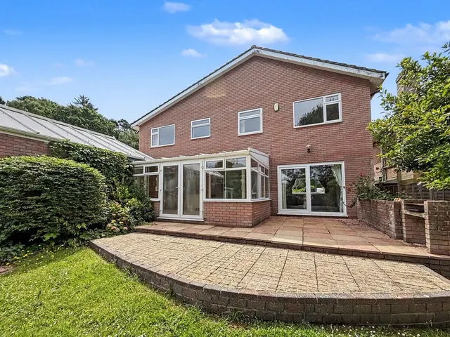 Heath Close, Wimborne, BH21, photo 1