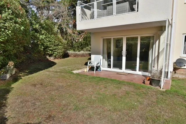 Wivenhoe House, BH22, photo 2