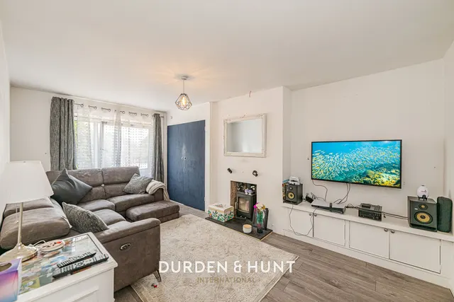 River Way, Loughton, IG10, photo 2