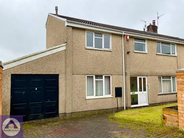 Aneurin Place, Brynmawr, photo 1
