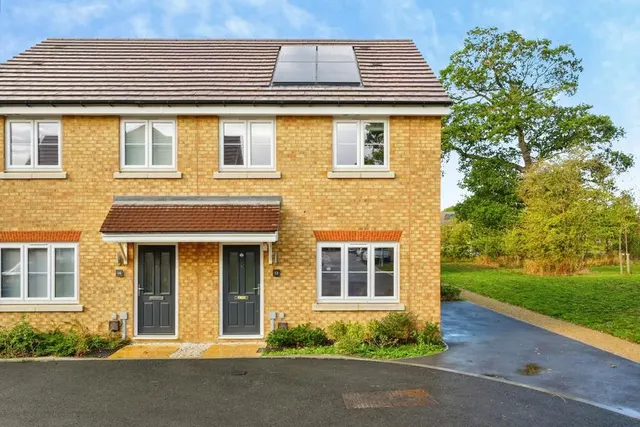 Monk Crescent, Abingdon, OX14, photo 1
