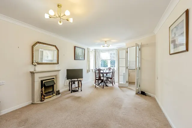 Station Road, Worle, BS22, photo 2
