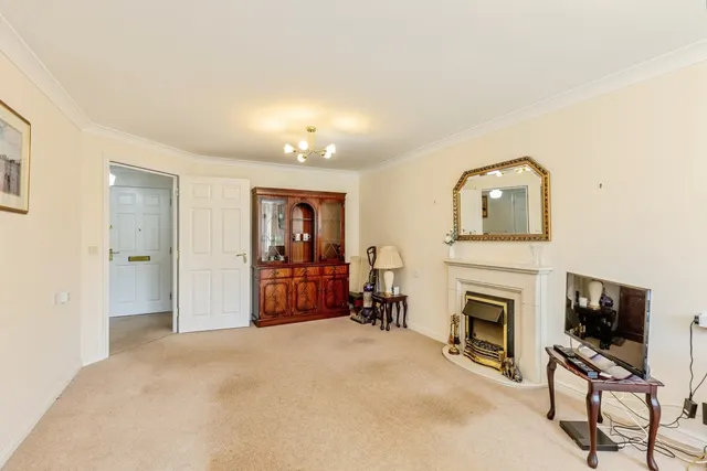 Station Road, Worle, BS22, photo 3