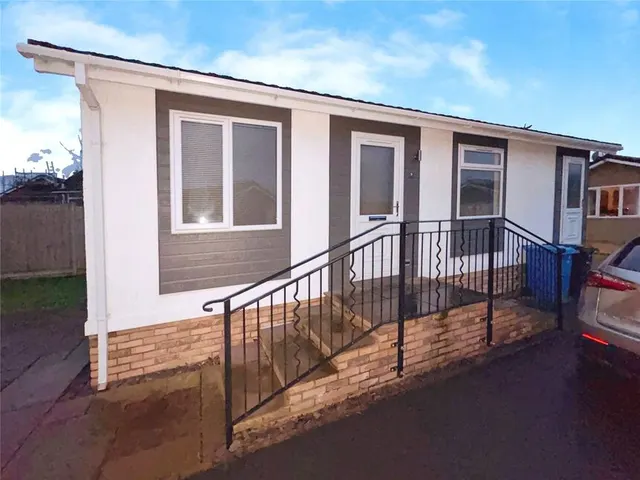 New Road, Wolverhampton, WV10, photo 1