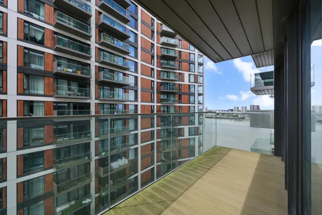 Deveraux House, London, SE18, photo 3