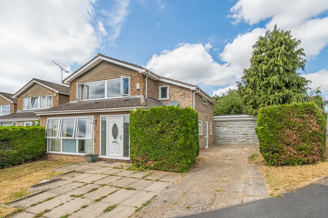 Arnett Way, Rickmansworth, WD3, photo 1