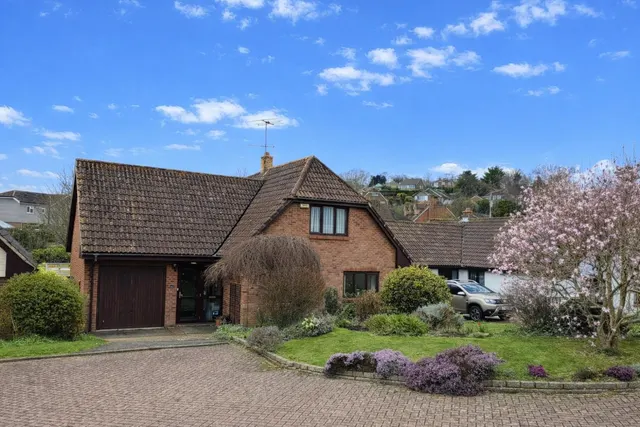 Britten Close, Hythe, photo 1