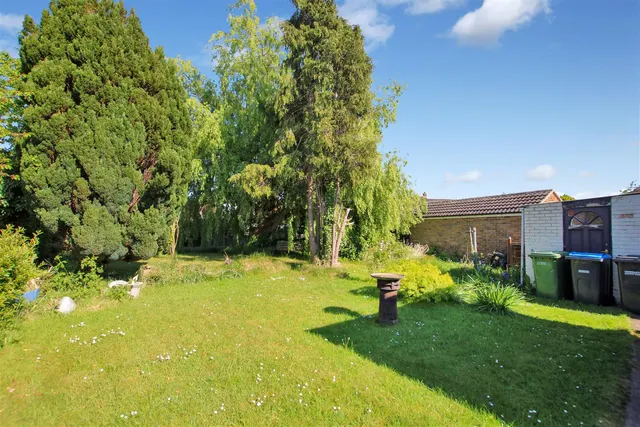 Photo 2 — Millfield Crescent, Northallerton, DL6 1AY