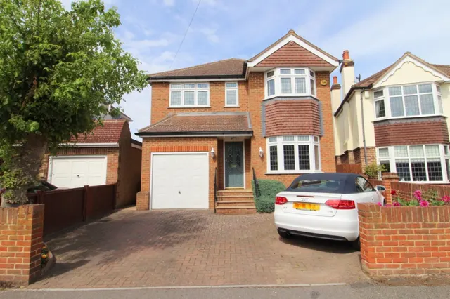 Ashview Gardens, Ashford, photo 1