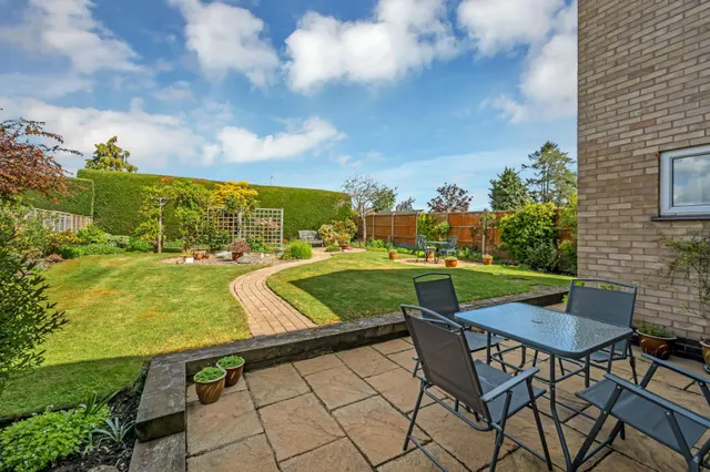 Hanbury Close, Oakham, LE15, photo 2