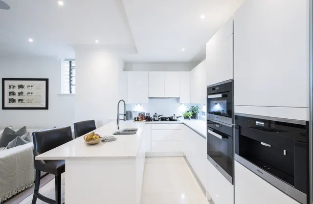 Rainville Rd, London, W6, photo 1