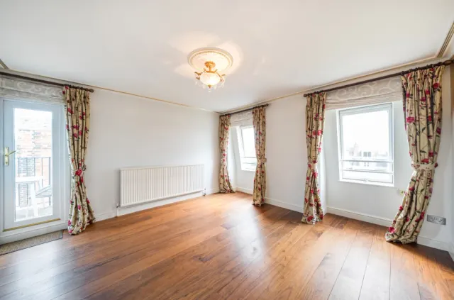 Netherhall Gardens, Hampstead, NW3, photo 2