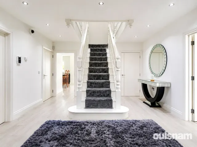 Photo 3 — Twatling Road, Barnt Green, Birmingham, Worcestershire, B45 8HT