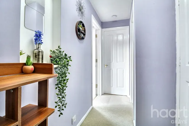Duarte Place, Chafford Hundred, RM16, photo 2