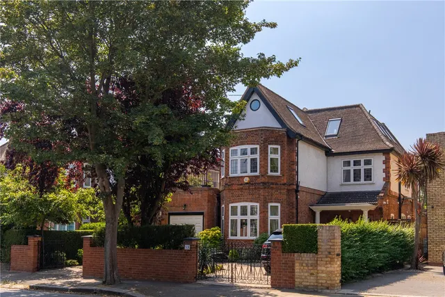 Tring Avenue, Ealing Common, W5, photo 1