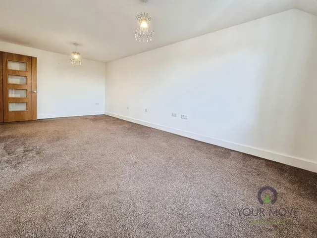 London Road, BN27, photo 3